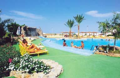 Shams Resort incl. 5 dagen duiken Mixed Pack Safaga Egypte 1
